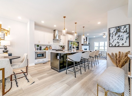 Image of New Homes in Kennesaw, Georgia built by Traton Homes in the New Home Community of Townes at South Main