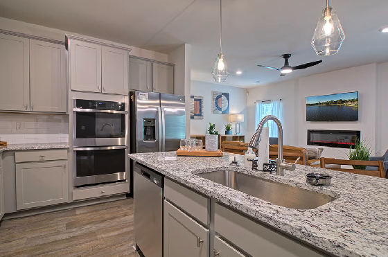 Image of Modern Comfort Meets Convenience in Creekbend Overlook
