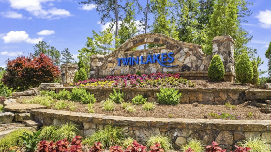 Image of Twin Lakes
