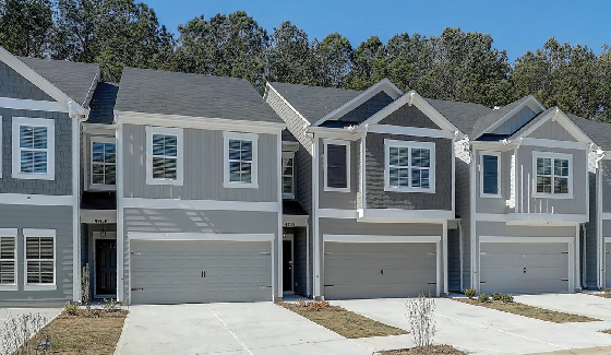 Image of New Homes in Decatur, Georgia built by Venture Communities in the New Home Community of Longview Run